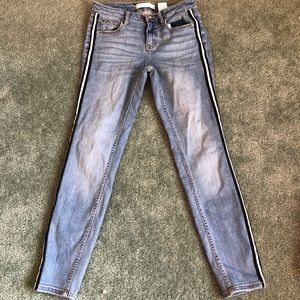 Midrise Light Wash Jeans w B&W stripe on side
